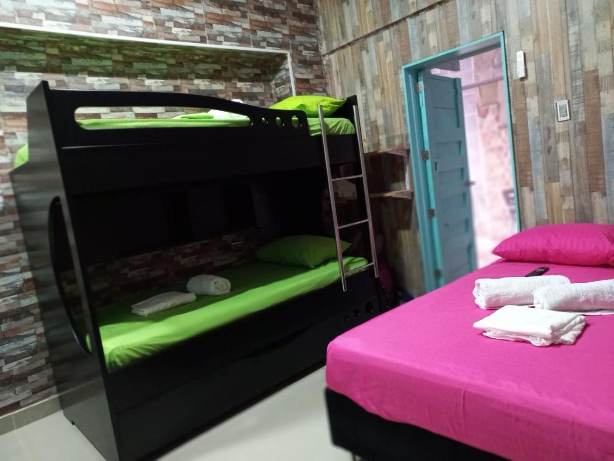 Apartamentos Turisticos Agua Luna San Andrés Eksteriør bilde