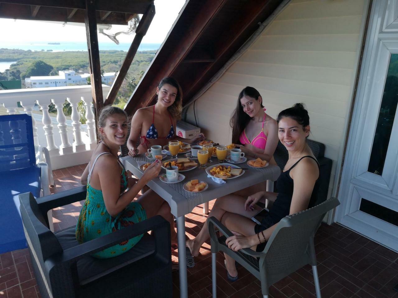 Apartamentos Turisticos Agua Luna San Andrés Eksteriør bilde